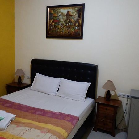 Beto Guesthouse Kalasan Exterior photo